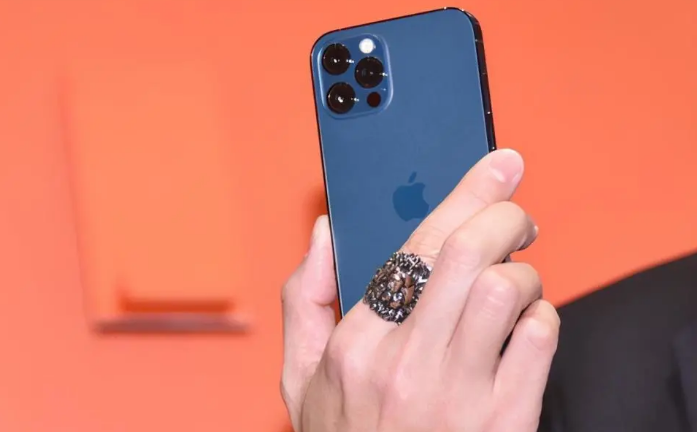 莲花苹果手机维修分享iPhone12系列重启方法教程 